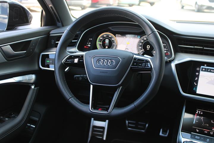 Sort Audi A6 fra 2023
