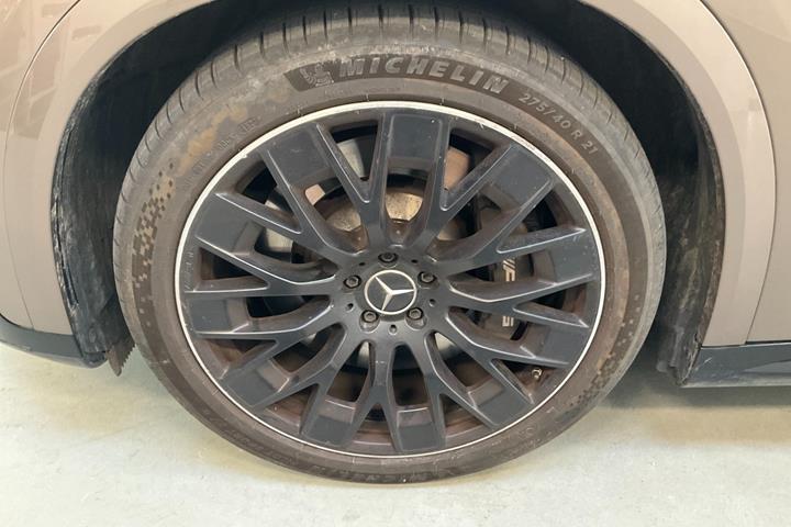 Brun Mercedes EQE43 SUV fra 2023