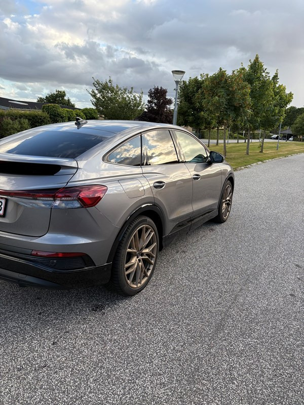 undefined Audi Q4 e-tron fra 2022