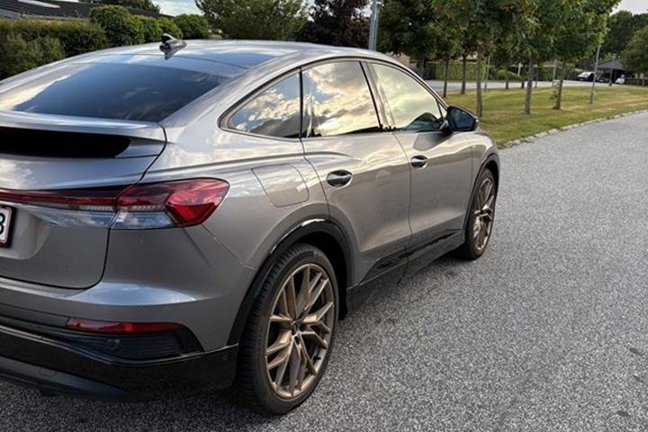 undefined Audi Q4 e-tron fra 2022