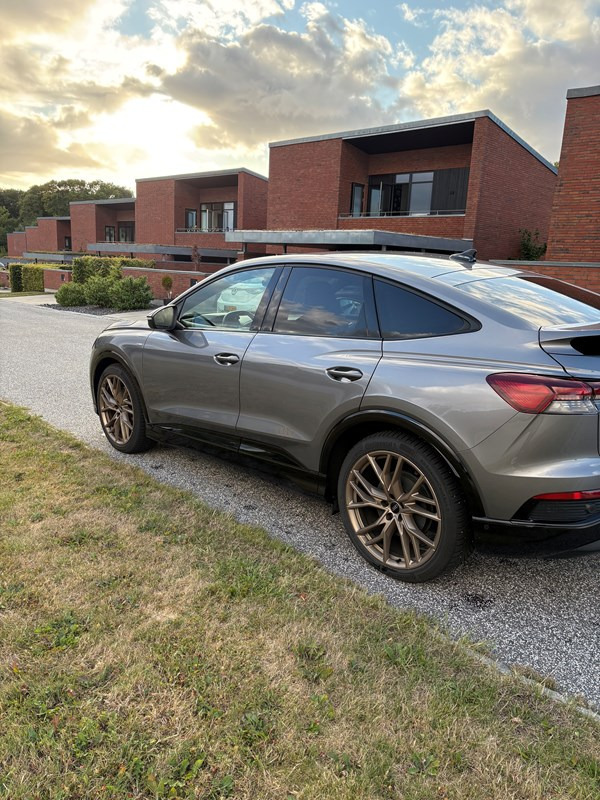 undefined Audi Q4 e-tron fra 2022