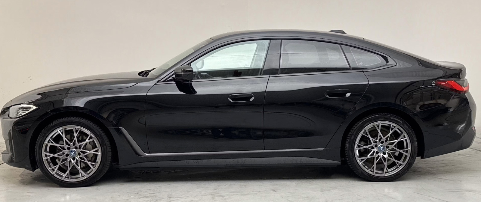 BMW i4 eDrive40