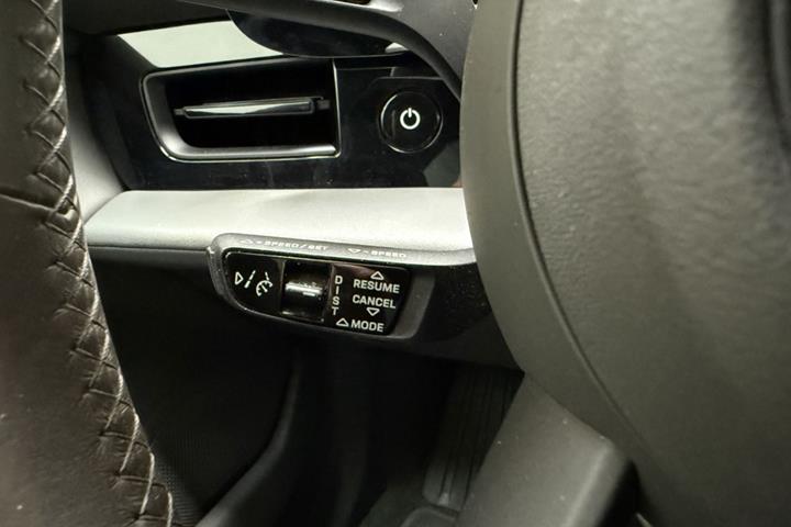 Grå Porsche Taycan 4S fra 2021