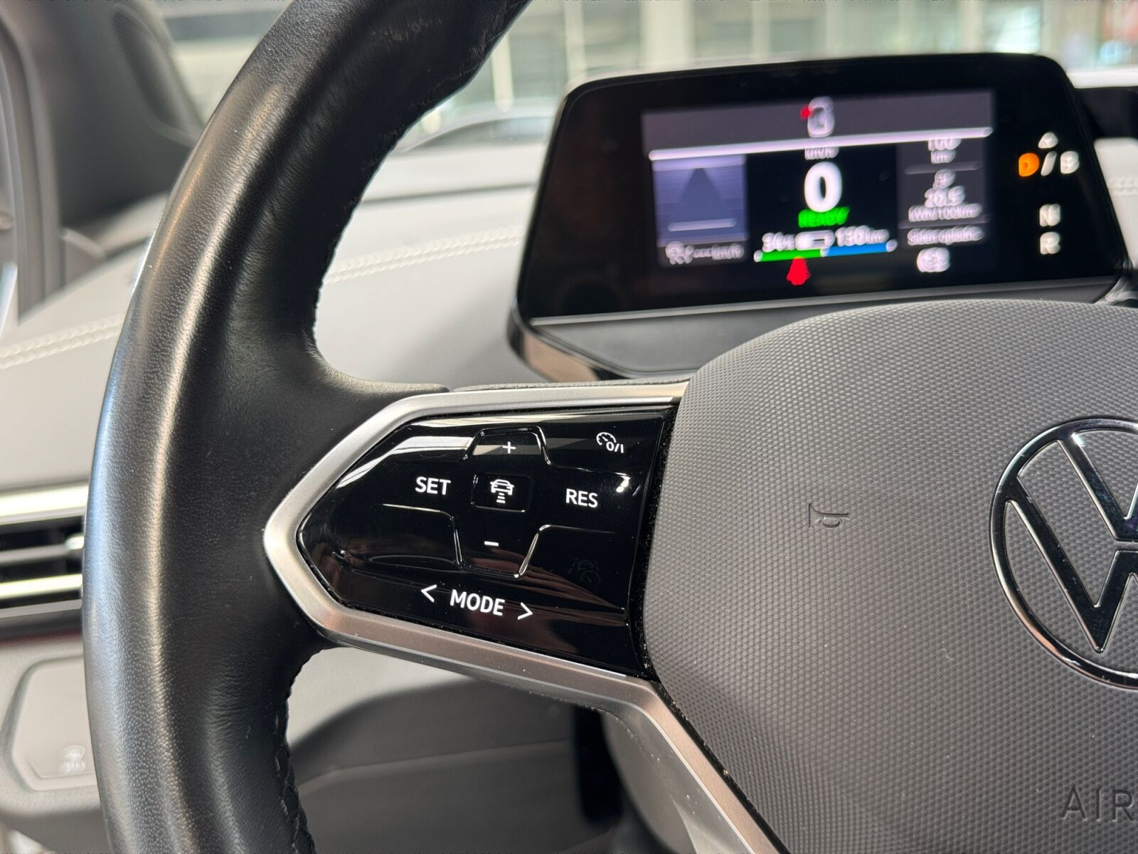 Grå VW ID.5 fra 2023