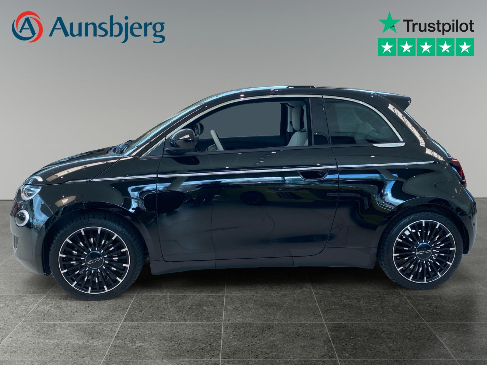 Sort Fiat 500e fra 2024