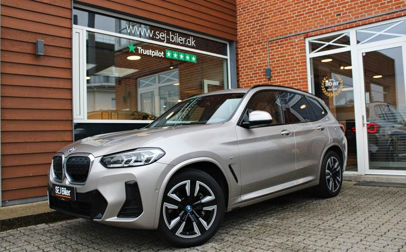 BMW iX3 Charged M-Sport
