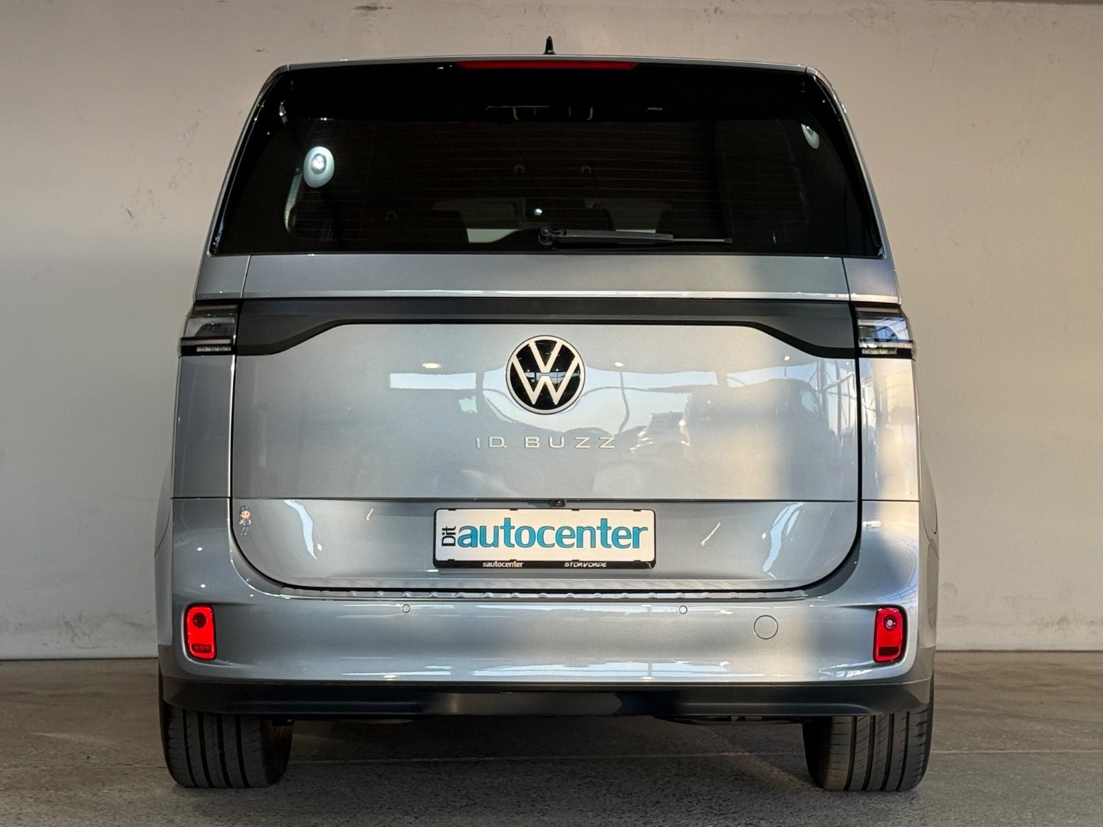 Sølv VW ID.Buzz fra 2025