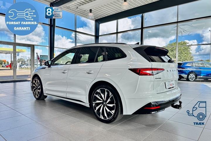 Sort Skoda Enyaq fra 2026