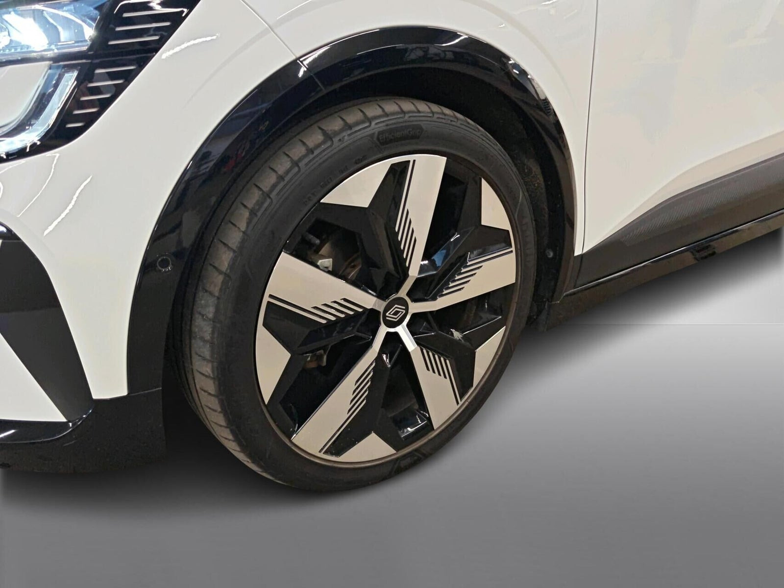 Hvid Renault Megane E-Tech fra 2023
