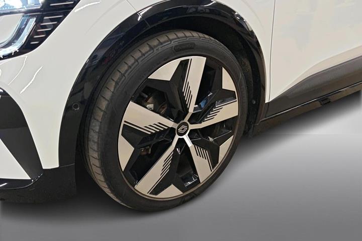 Hvid Renault Megane E-Tech fra 2023