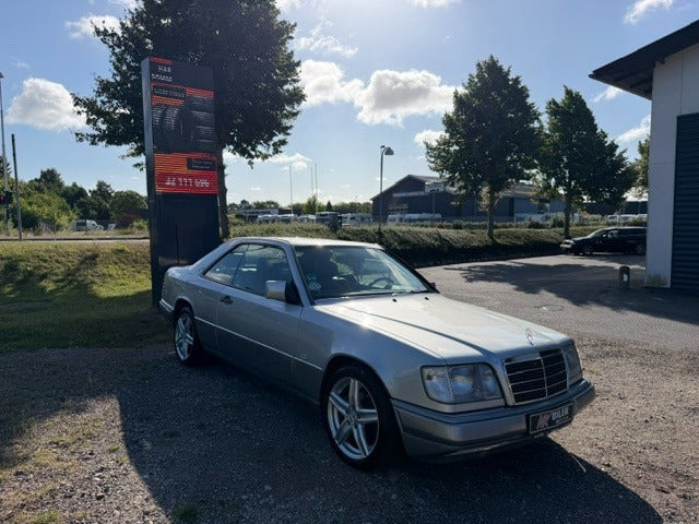 Mercedes 220 E 2,2 aut.