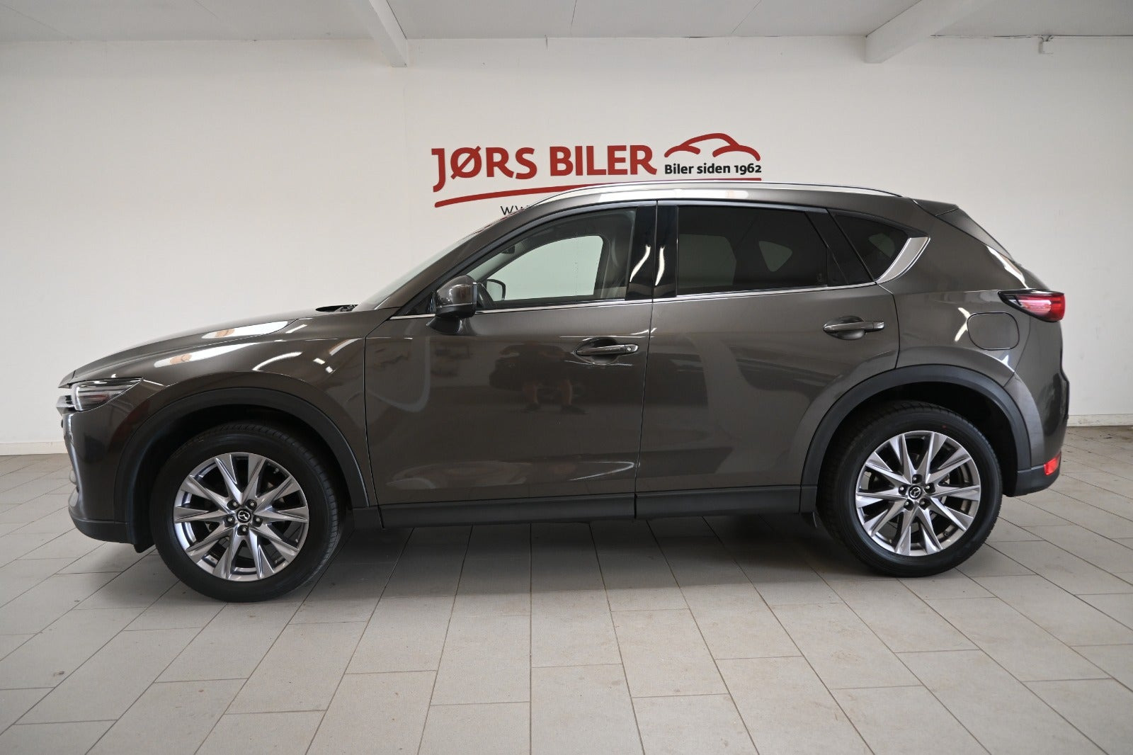 Grå Mazda CX-5 fra 2019