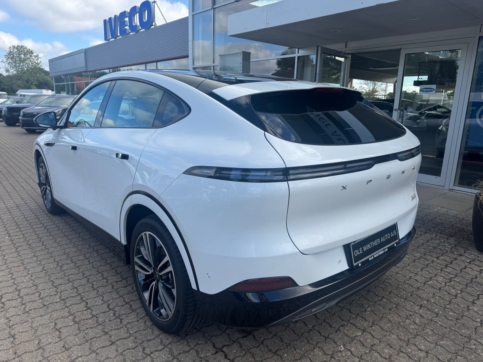 Hvid Xpeng G6 fra 2024