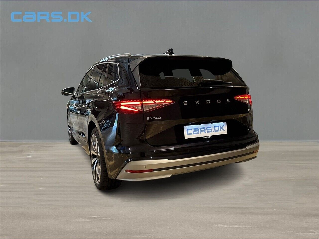 Sort Skoda Enyaq fra 2026