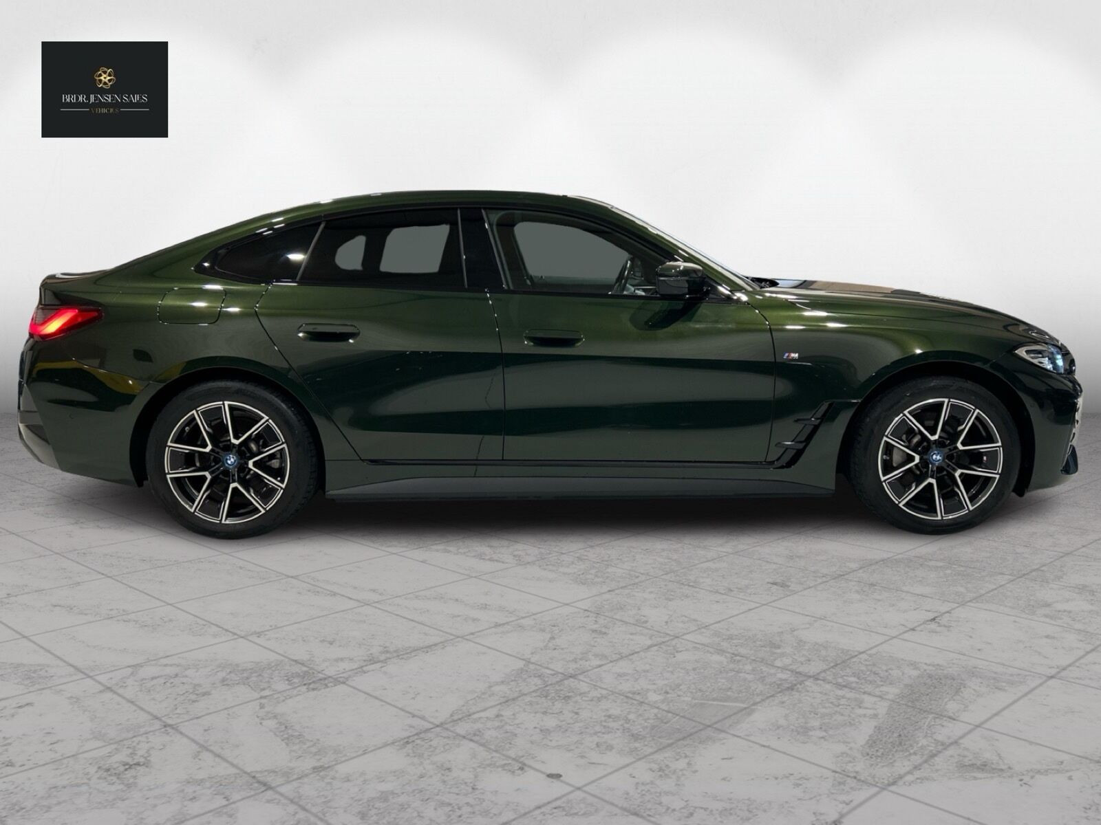 Grøn BMW i4 fra 2023
