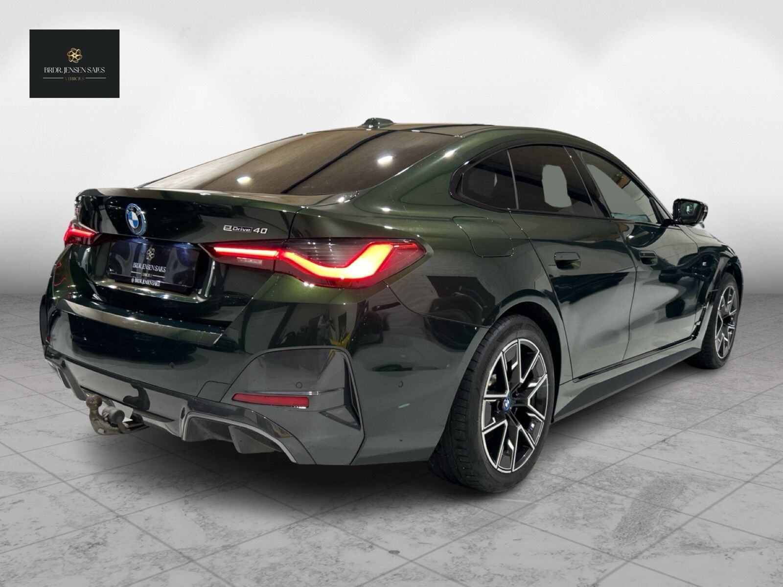 Grøn BMW i4 fra 2023