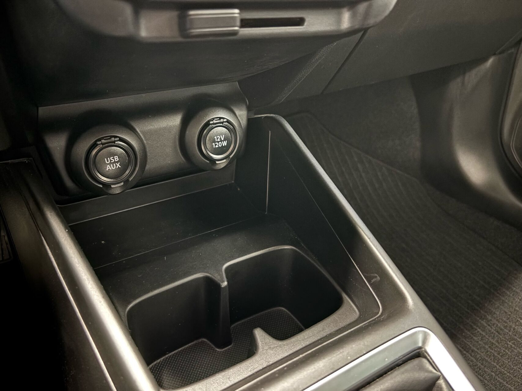 Grå Suzuki Swift fra 2024