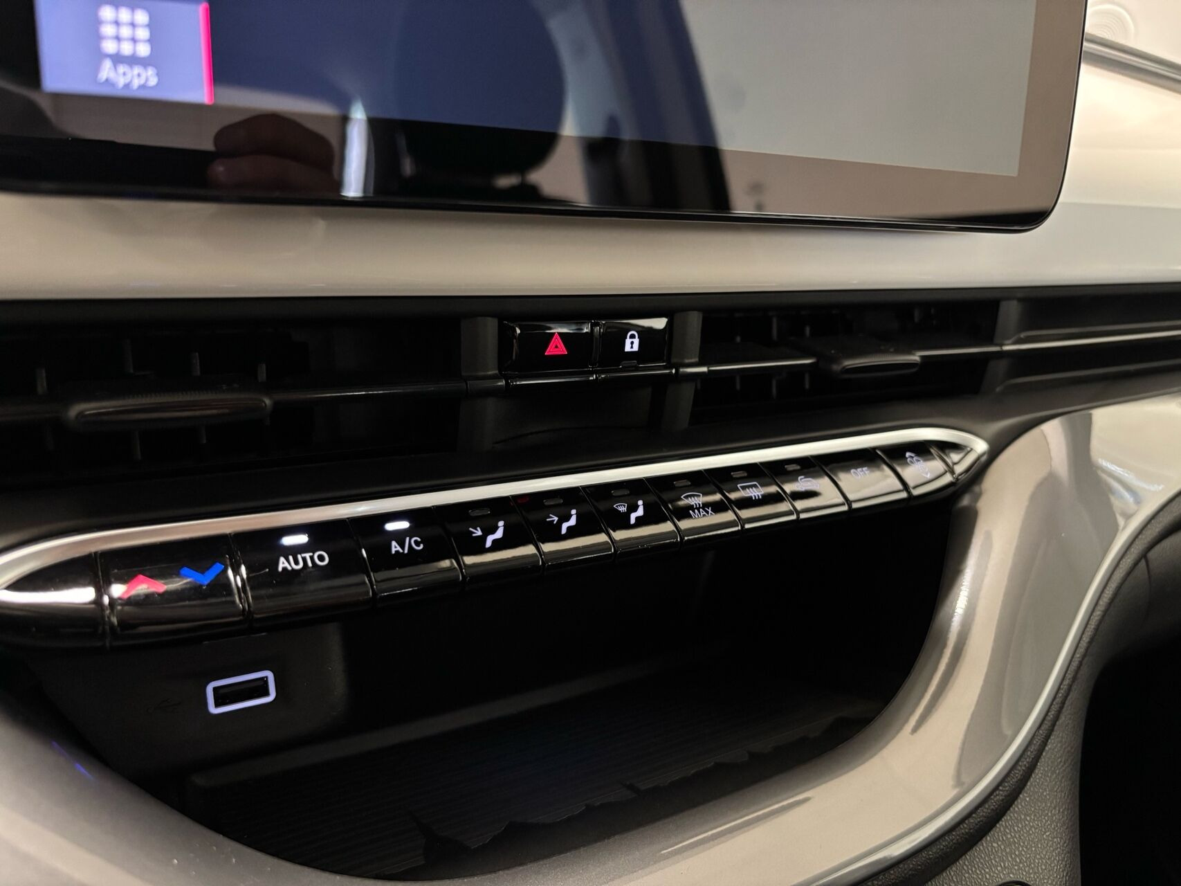 Hvid Fiat 500e fra 2023