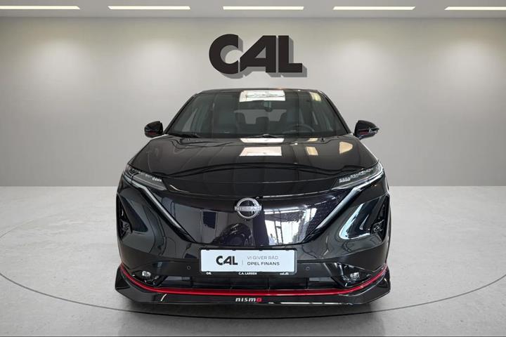 Sort Nissan Ariya fra 2026