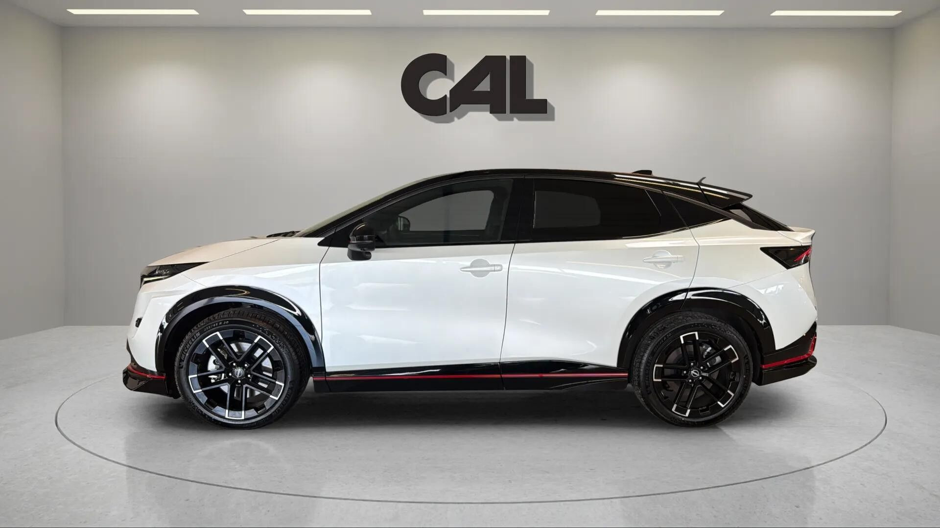 Hvid Nissan Ariya fra 2026