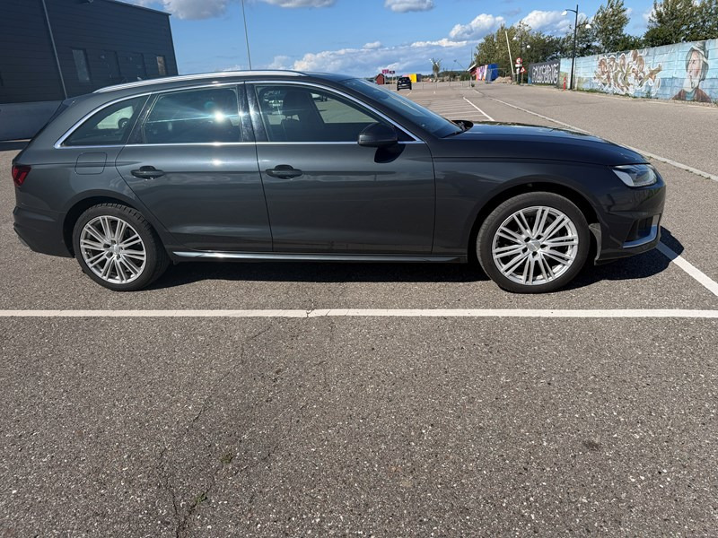 undefined Audi A4 fra 2020