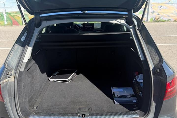 undefined Audi A4 fra 2020