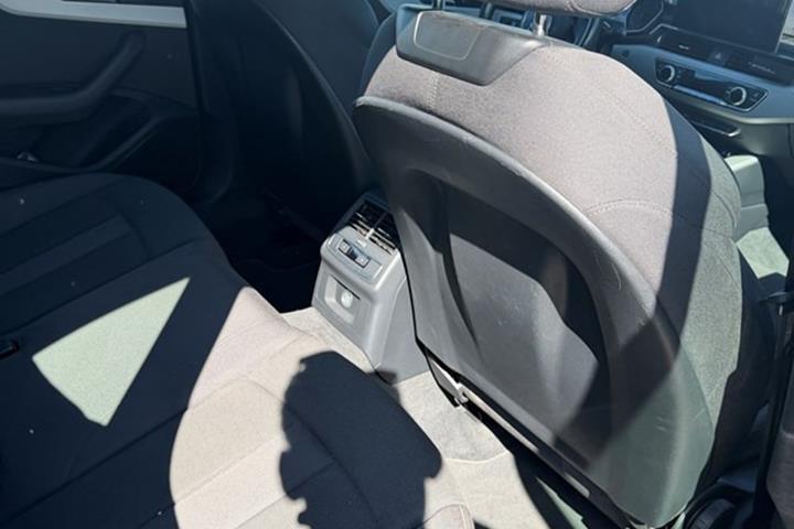 undefined Audi A4 fra 2020