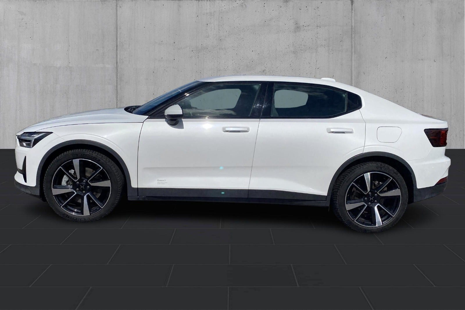 Hvid Polestar 2 fra 2022