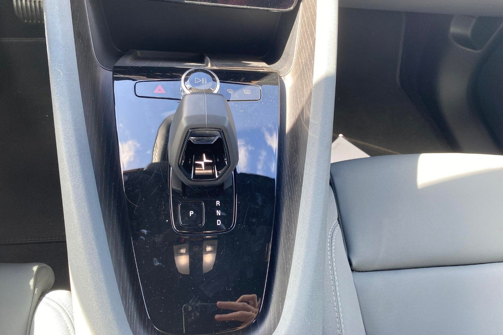 Hvid Polestar 2 fra 2022