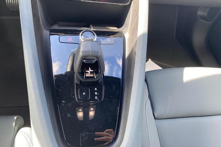 Hvid Polestar 2 fra 2022
