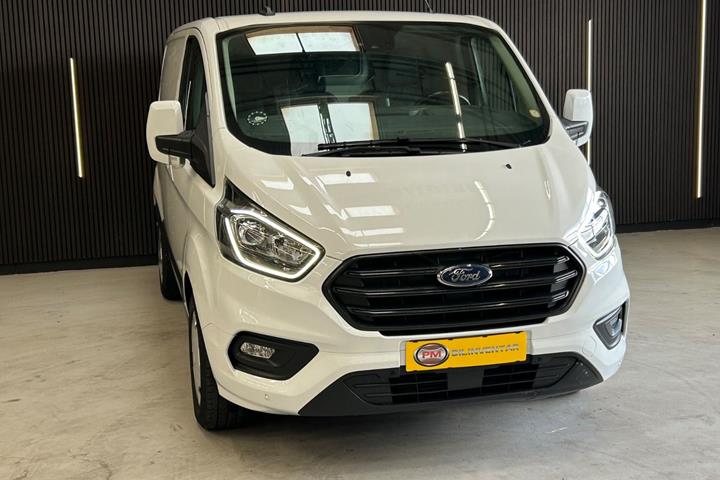 Hvid Ford Transit Custom 320 L1 fra 2022