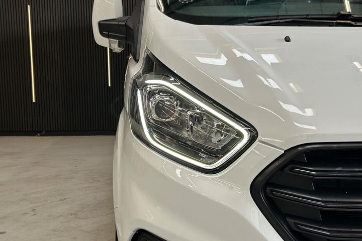 Hvid Ford Transit Custom 320 L1 fra 2022