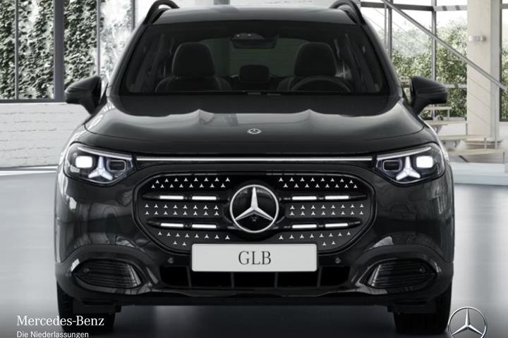 Sort Mercedes GLB250+ fra 2026