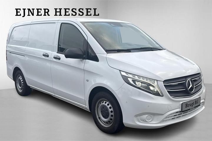 Hvid Mercedes Vito 114 fra 2021