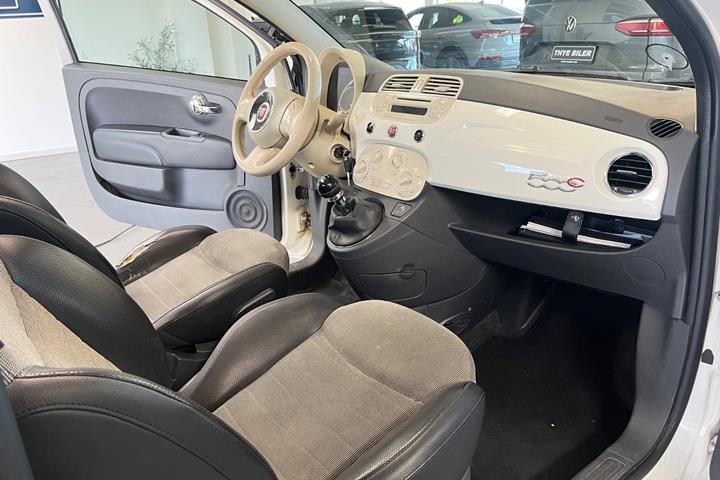 Hvid Fiat 500C fra 2010
