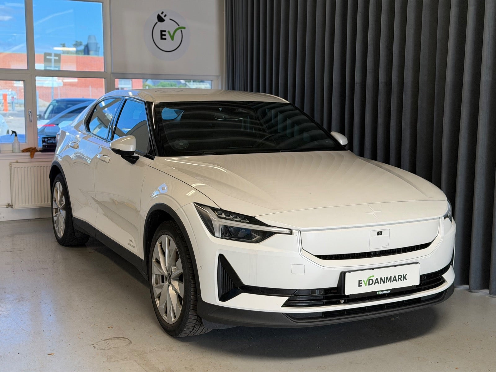 Polestar 2 Long Range