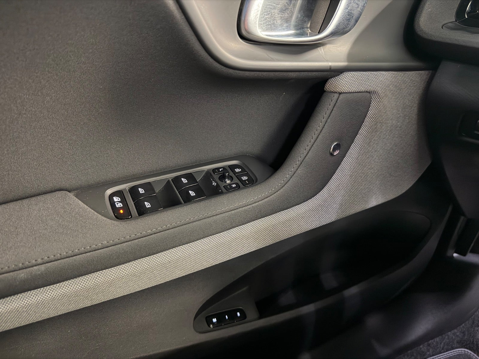 Sort Polestar 2 fra 2022