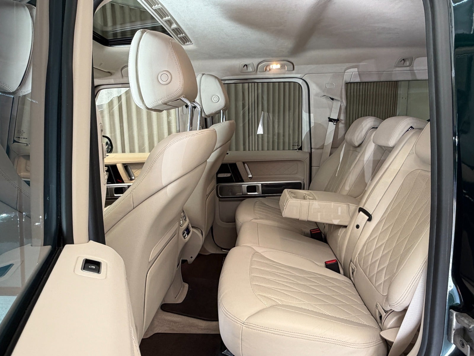 Grøn Mercedes G63 fra 2018