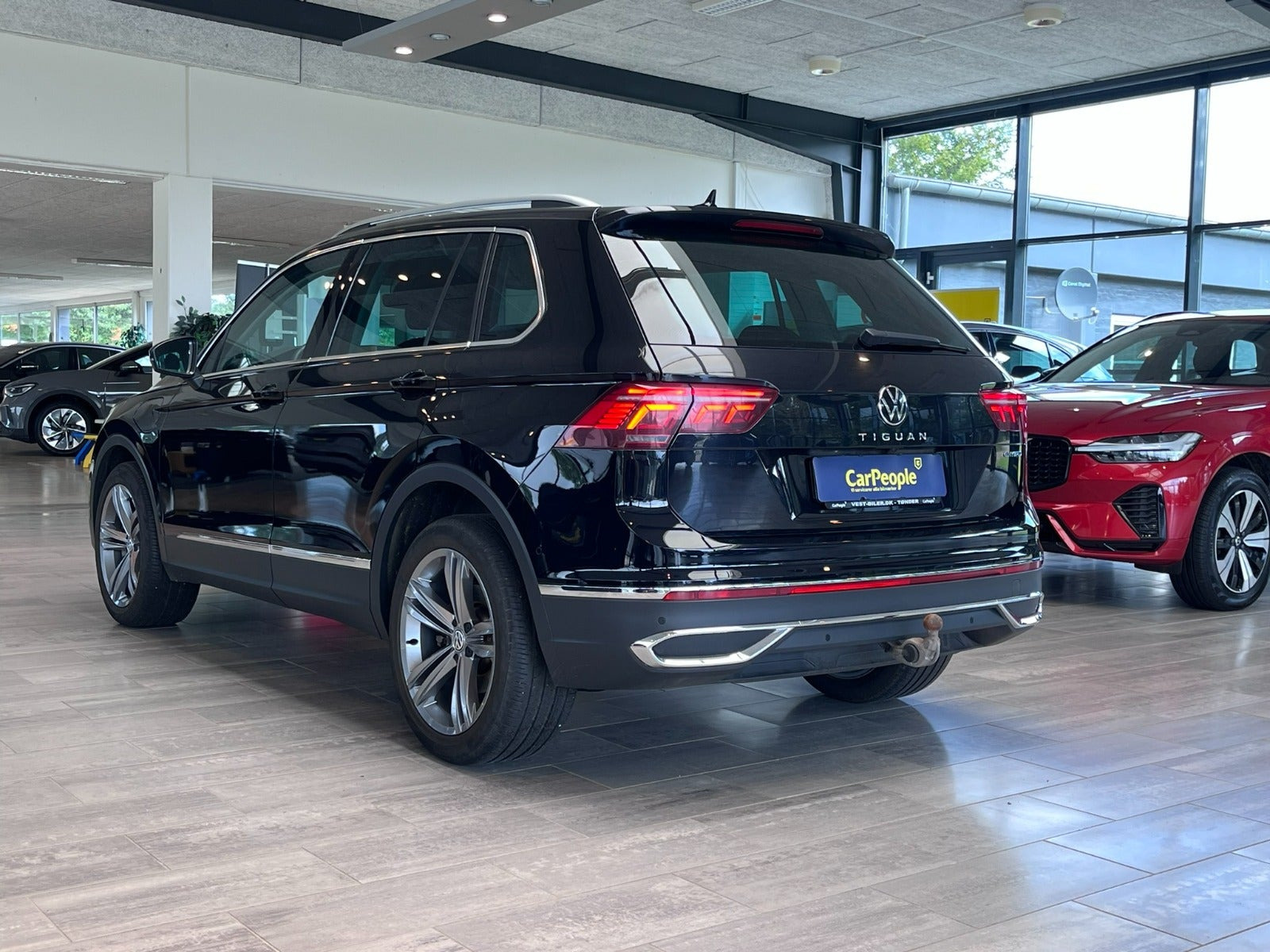 Sort VW Tiguan fra 2023