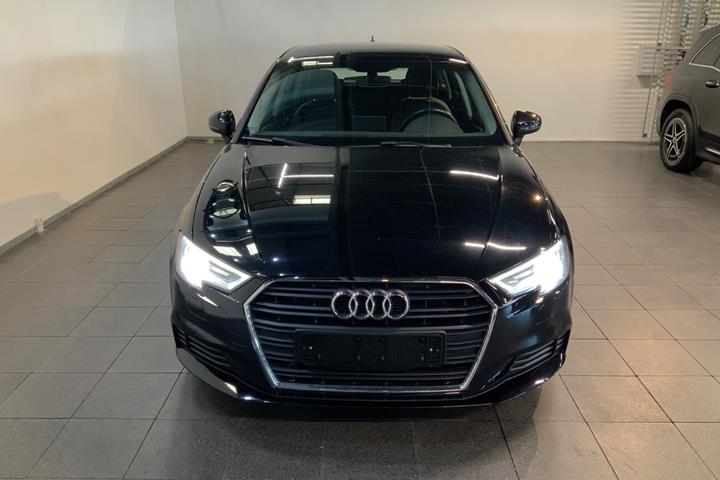 Sort Audi A3 fra 2018