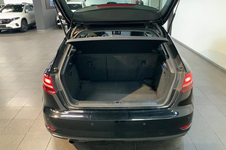 Sort Audi A3 fra 2018