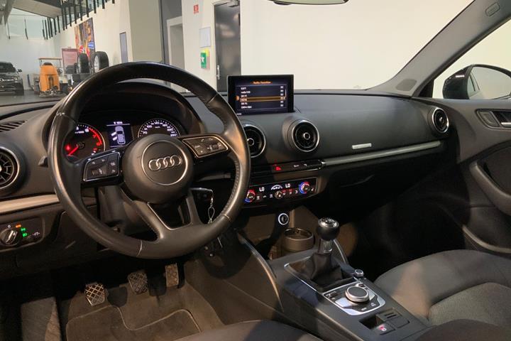 Sort Audi A3 fra 2018