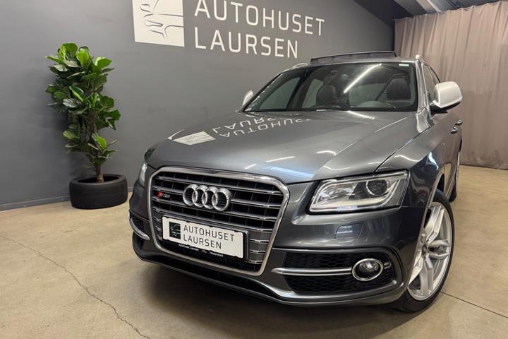 Grå Audi SQ5 fra 2014