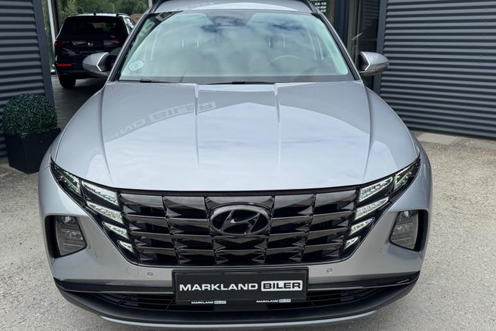 Sølv Hyundai Tucson fra 2022