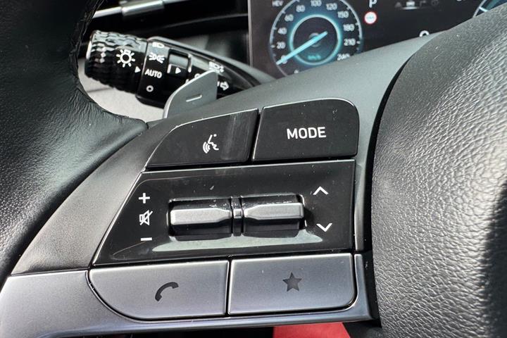 Sølv Hyundai Tucson fra 2022