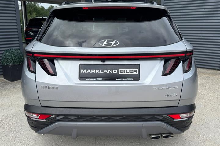 Sølv Hyundai Tucson fra 2022