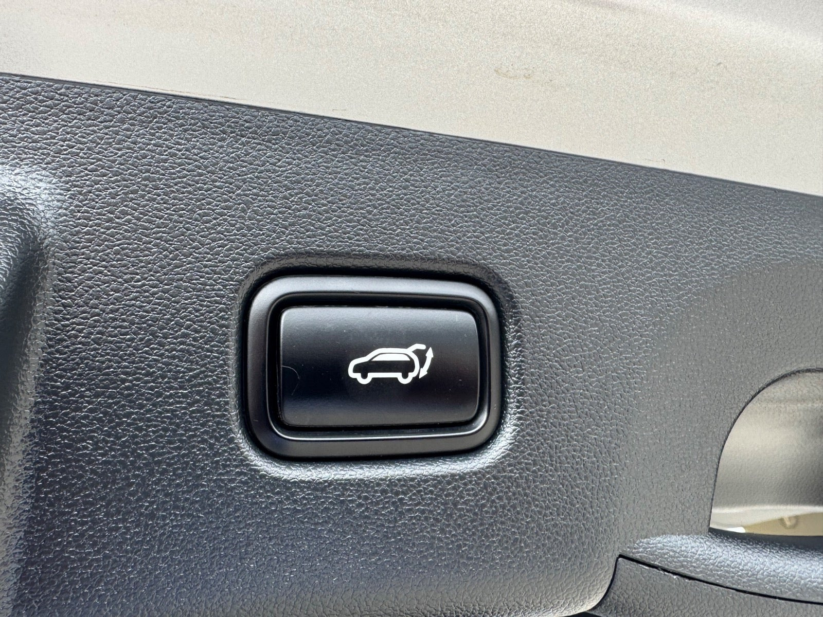 Sølv Hyundai Tucson fra 2022