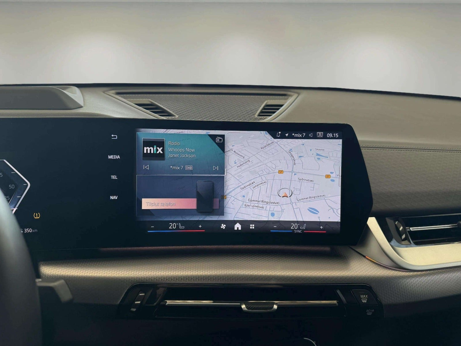 Hvid BMW iX2 fra 2025