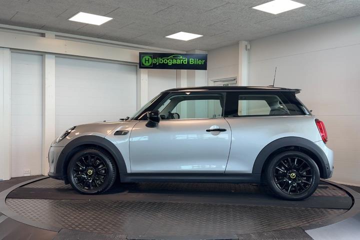 Grå Mini Cooper SE fra 2023