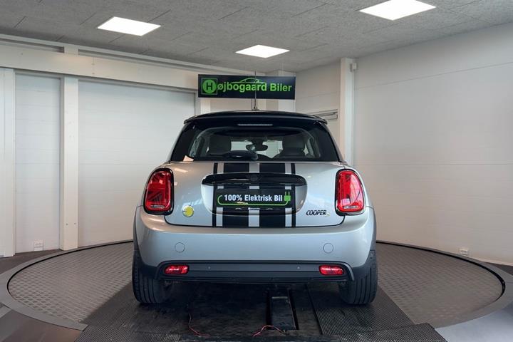 Grå Mini Cooper SE fra 2023